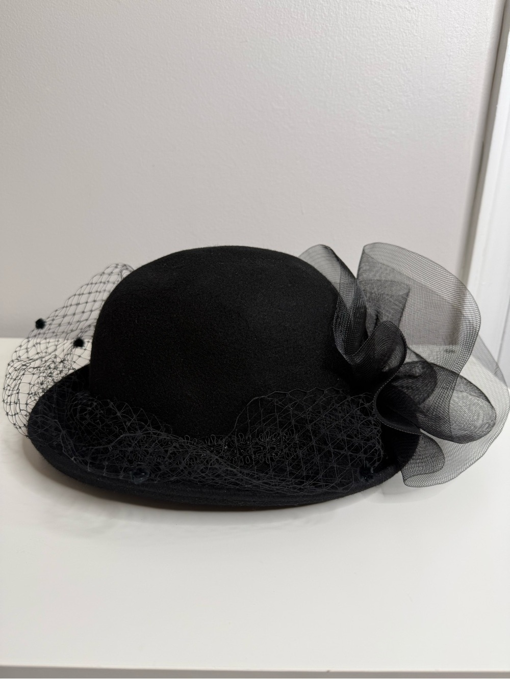 Milan by Charm Vintage Decorative Derby Hat Black Tulle flower NWT deadstock - Picture 4 of 8